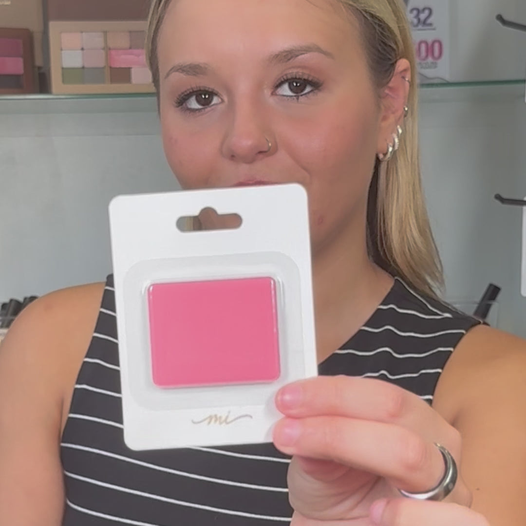 mipalette-media:BB10C1039:video:7e5afe5673f6:49-BB10C1039__Strawberry_Crush__video.mp4