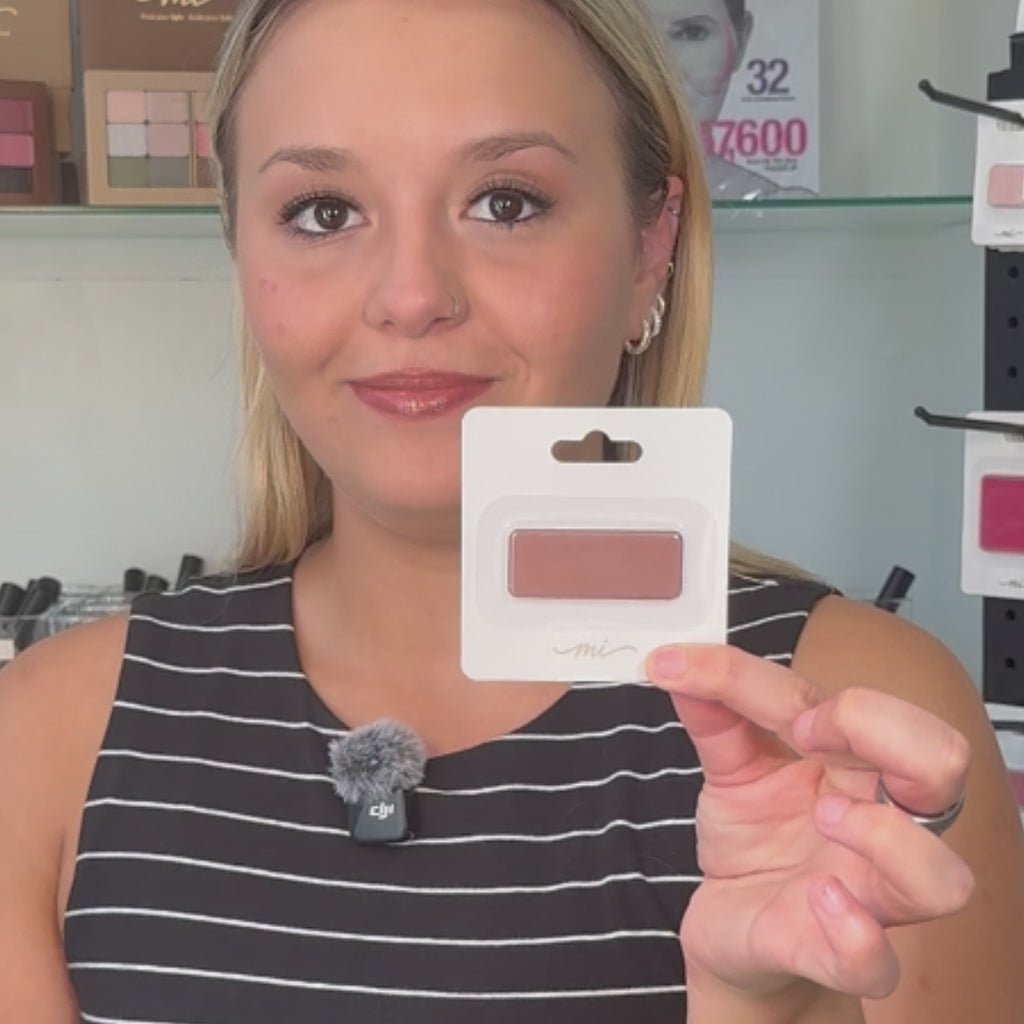 mipalette-media:RR2C8020:video:b814339c7829:28-RR2C8020__Soft_Brown__video.mp4